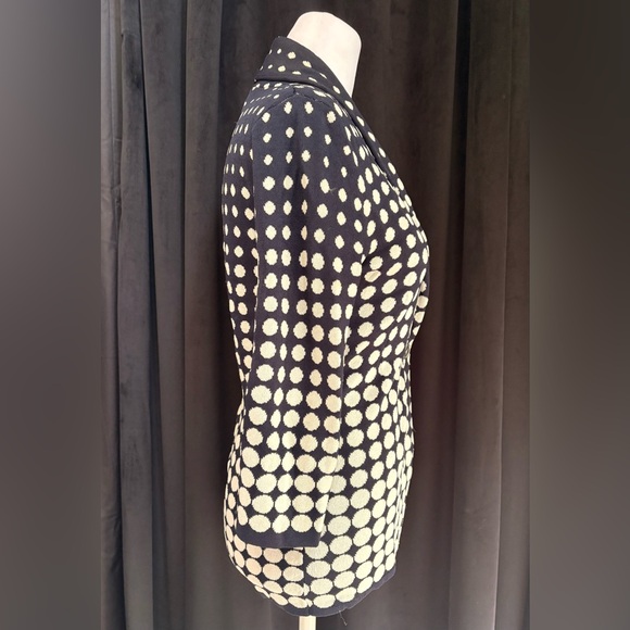 Carmen Marc Valvo Black and Cream Polka Dot Blazer - Picture 6 of 10